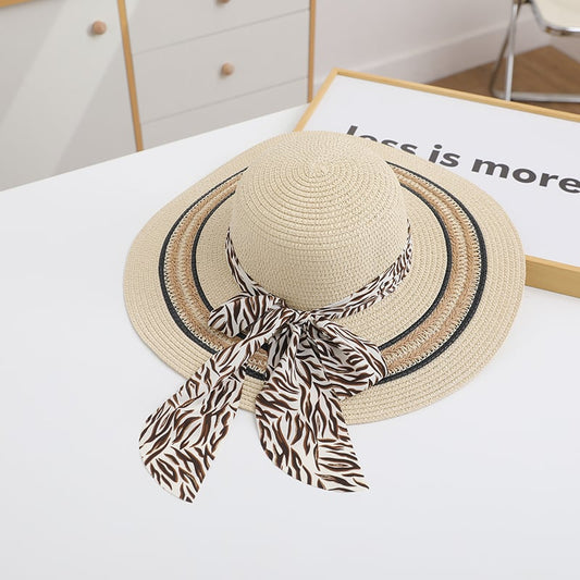 Trendy Women's Foldable Beach Hat for Stylish Looks