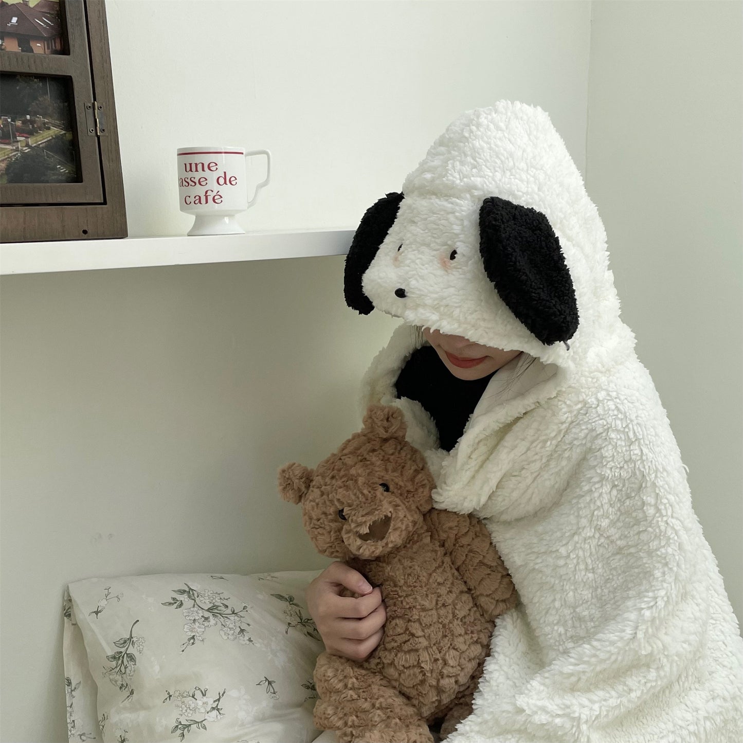 Thick Warm Shawl with Cartoon Bear Plush Design